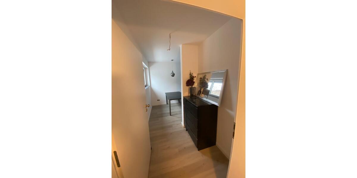 Möblierte Einliegerwohnung - für PendlerWochenendheimfahrer zimmer