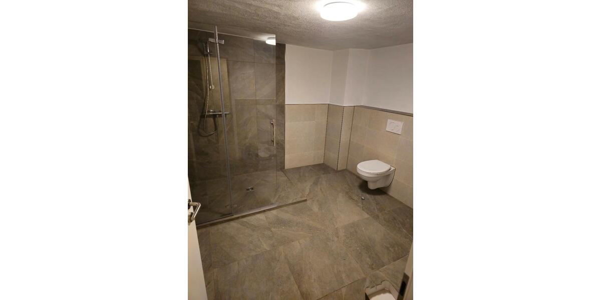 Einfamilienhaus Lebach - 7 Zimmer, 218 m&sup2;, 140.000&euro; | Angebot:26859064