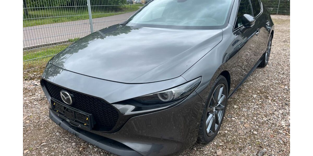 Mazda 3 130.638 km 12.499 &euro; Delitzsch 04509