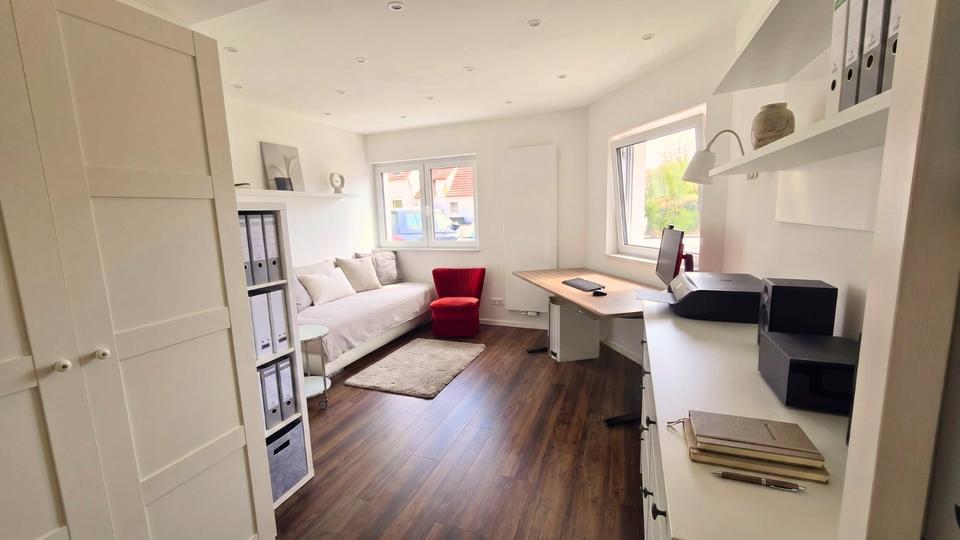 Terrassenwohnung Schloß Holte-Stukenbrock Stukenbrock - 5 Zimmer, 152 m&sup2;, 349.000&euro; | Angebot:26414883