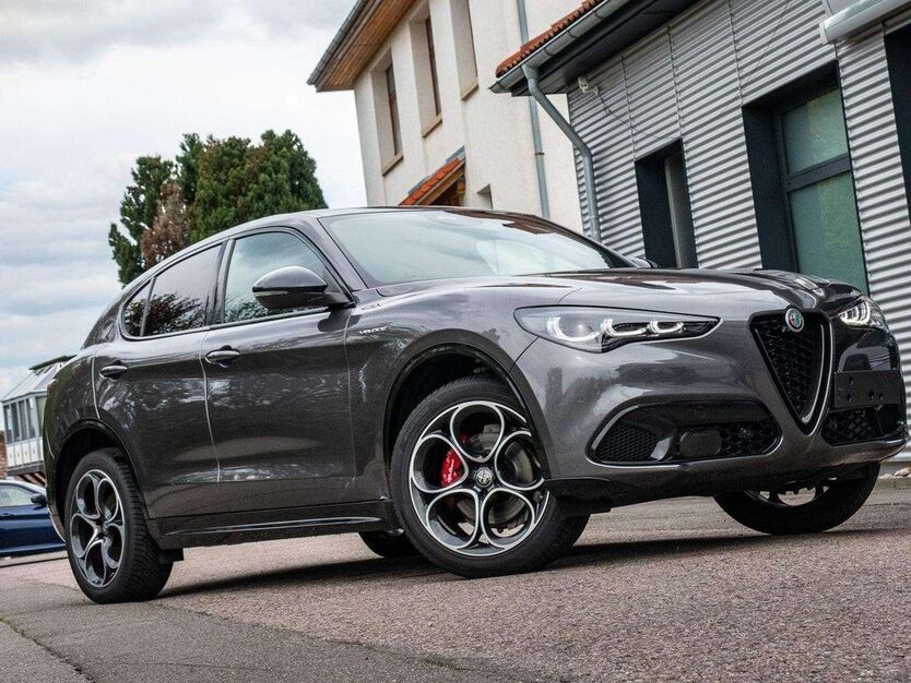 Alfa Romeo Stelvio 44.750 km 40.900 € Mönchweiler 78087