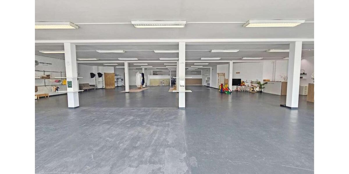 Großzügige helle Ladenfläche in guter Lage zu vermieten zimmer