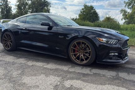 Ford Mustang 115.500 km 28.499 € Dresden 01156