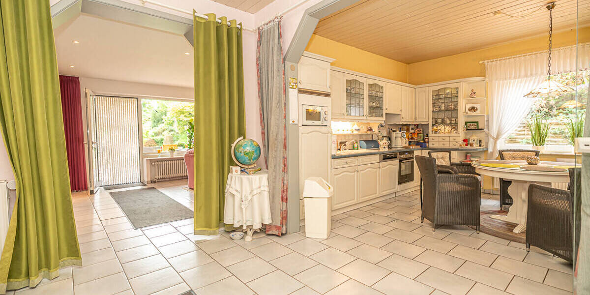 Einfamilienhaus Westerstede - 1 Zimmer, 363 m&sup2;, 995.000&euro; | Angebot:25700106