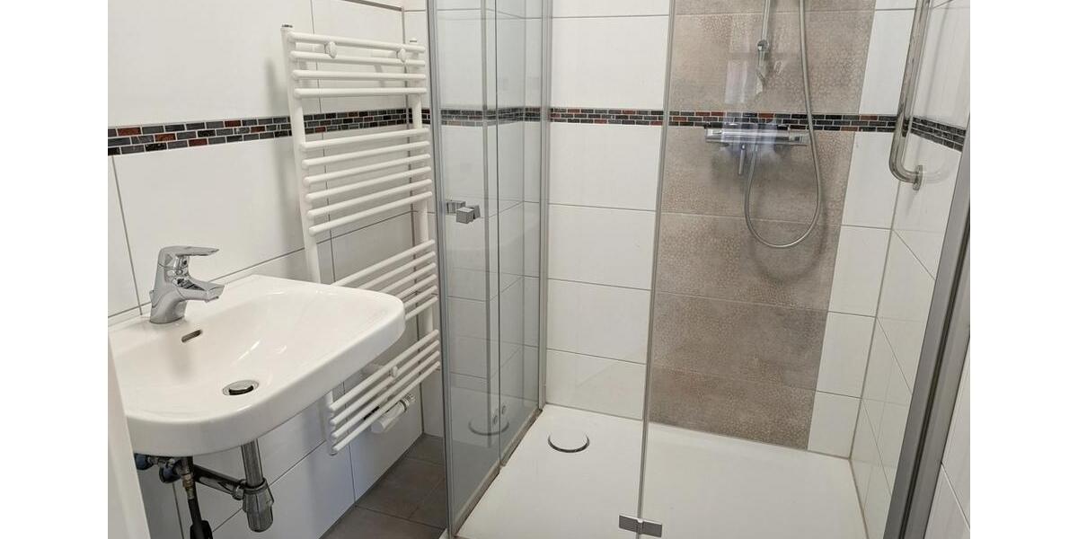 Einfamilienhaus Elsfleth - 6.5 Zimmer, 155 m&sup2;, 1.150&euro; | Angebot:26675545