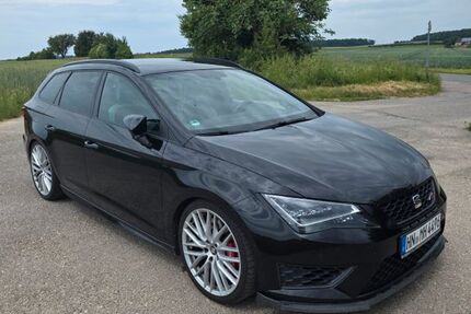 Seat Leon 139.000 km 16.399 &euro; Möckmühl 74219