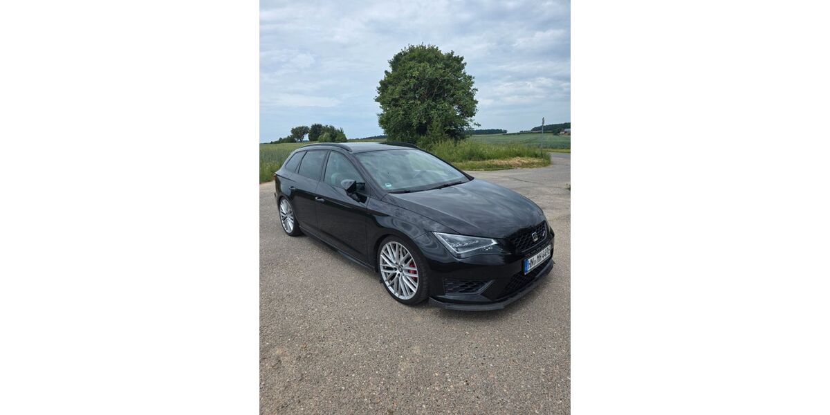 Seat Leon 139.000 km 16.399 &euro; Möckmühl 74219