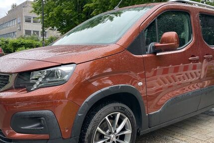 Peugeot Rifter 149.000 km 13.990 &euro; Riemerling 85521