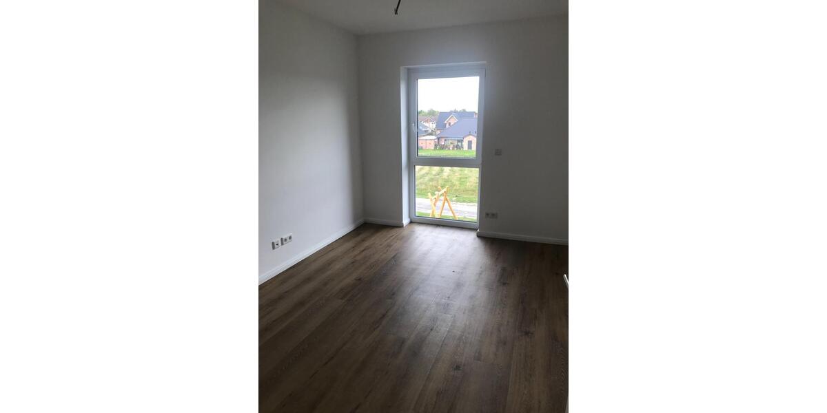 Dachgeschoßwohnung Meldorf - 3 Zimmer, 87 m&sup2;, 870&euro; | Angebot:25342800