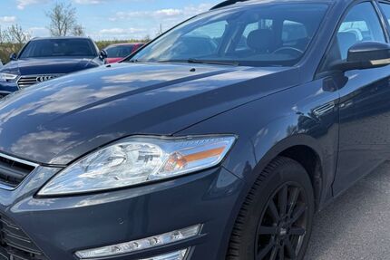 Ford Mondeo 201.000 km 2.900 &euro; Wildau 15745