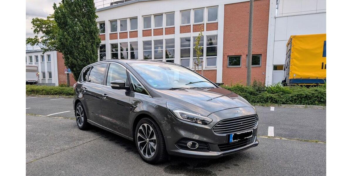 Ford S-Max 100.400 km 18.490 &euro; Zirndorf 90513