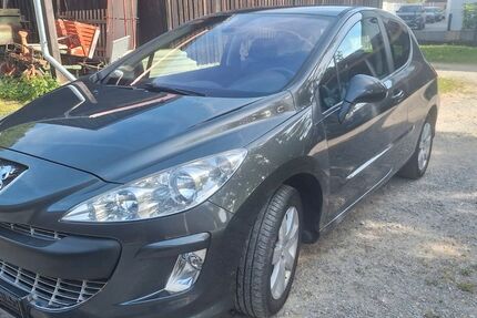 Peugeot 308 153.720 km 2.250 &euro; Regensburg 93057