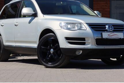 VW Touareg 256.201 km 7.890 &euro; Darmstadt 64293