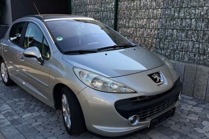 Peugeot 207 221.744 km 2.500 &euro; Neustetten 72149
