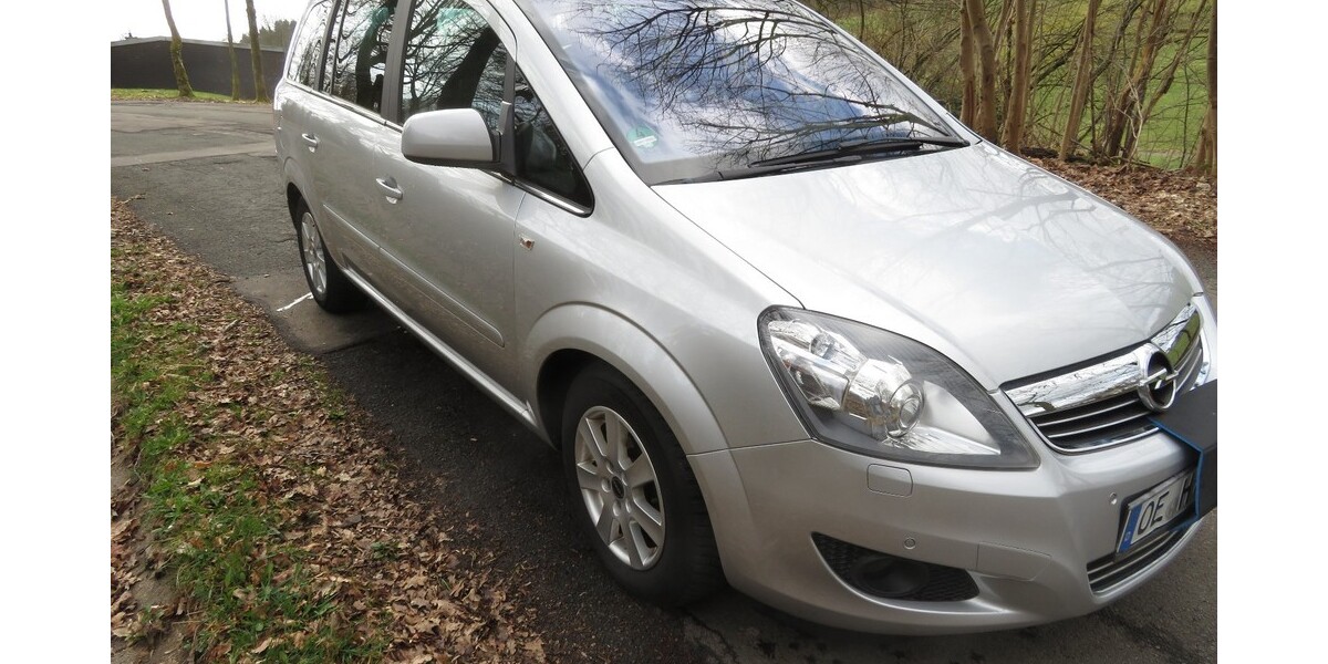 Opel Zafira 55.500 km 5.900 &euro; Olpe 57462