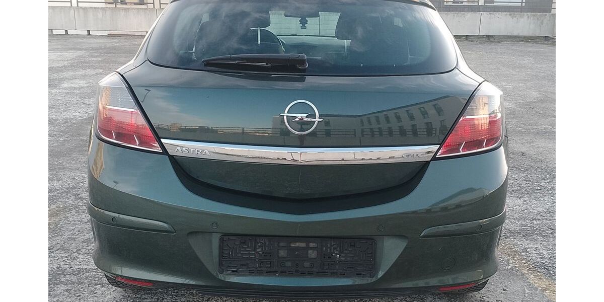 Opel Astra 126.000 km 2.800 &euro; Ludwigshafen 67059