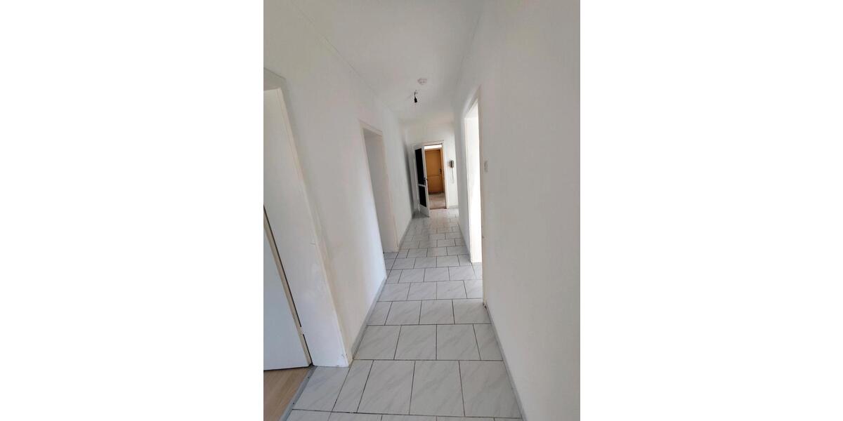 Etagenwohnung Kaufbeuren - 3 Zimmer, 102 m&sup2;, 1.125&euro; | Angebot:25456491