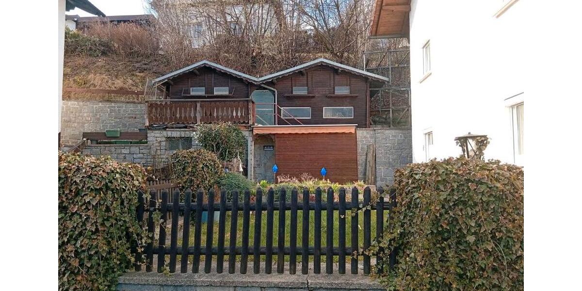Einfamilienhaus Regen - 8 Zimmer, 200 m&sup2;, 215.000&euro; | Angebot:26780706