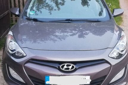 Hyundai i30 101.000 km 5.600 € Penig 09322