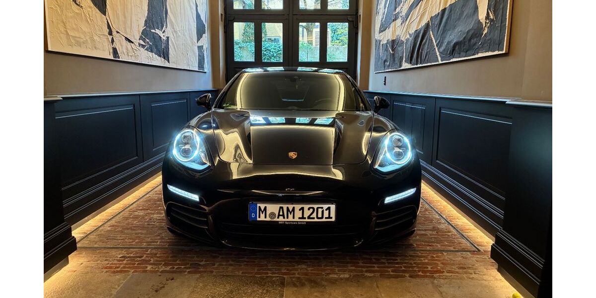 Porsche Panamera 179.400 km 29.100 &euro; München 80538