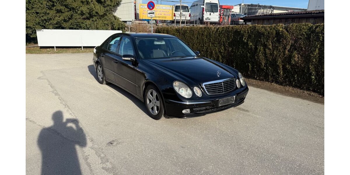 Mercedes-Benz 270 258.054 km 2.499 &euro; Rosenheim 83026