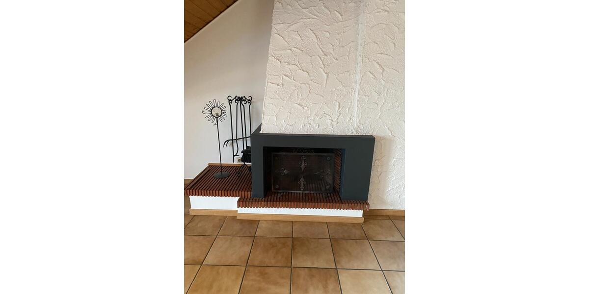 Dachgeschoßwohnung Speicher - 3 Zimmer, 110 m&sup2;, 800&euro; | Angebot:24356102