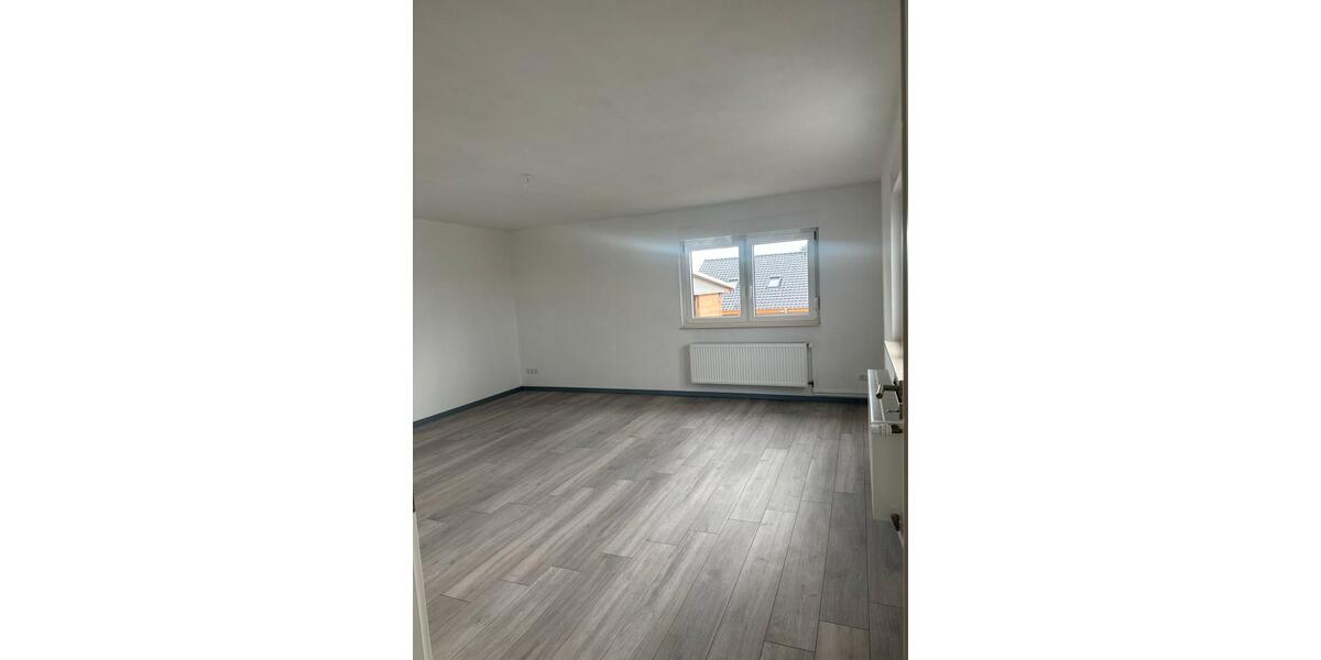 Einfamilienhaus Haldensleben - 5 Zimmer, 150 m&sup2;, 950&euro; | Angebot:25571006