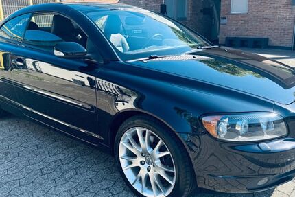 Volvo C70 61.450 km 20.490 € Essen 45356
