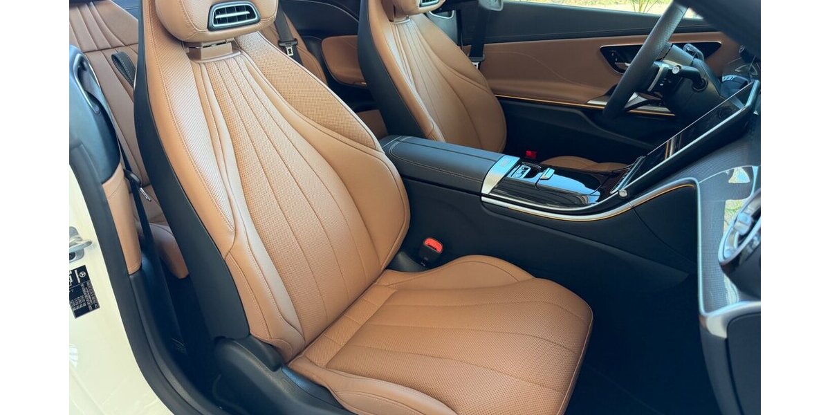 Mercedes-Benz CLE 300 4Matic Cabrio AMG+Burmester+Night+360° Edi 4.000 km 69.900 &euro; Westendorf 86707