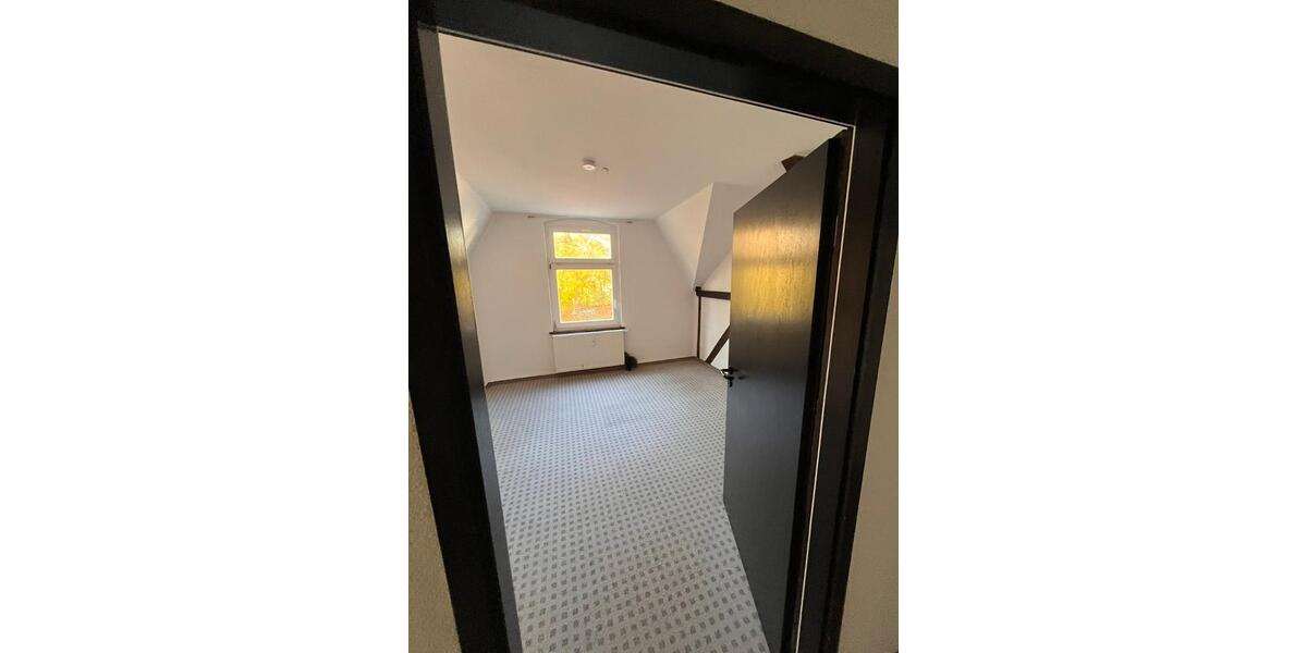 Doppelhaushälfte Torgau - 4 Zimmer, 145 m&sup2;, 1.015&euro; | Angebot:23598489