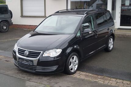 VW Touran 216.000 km 2.890 &euro; Gütersloh 33332