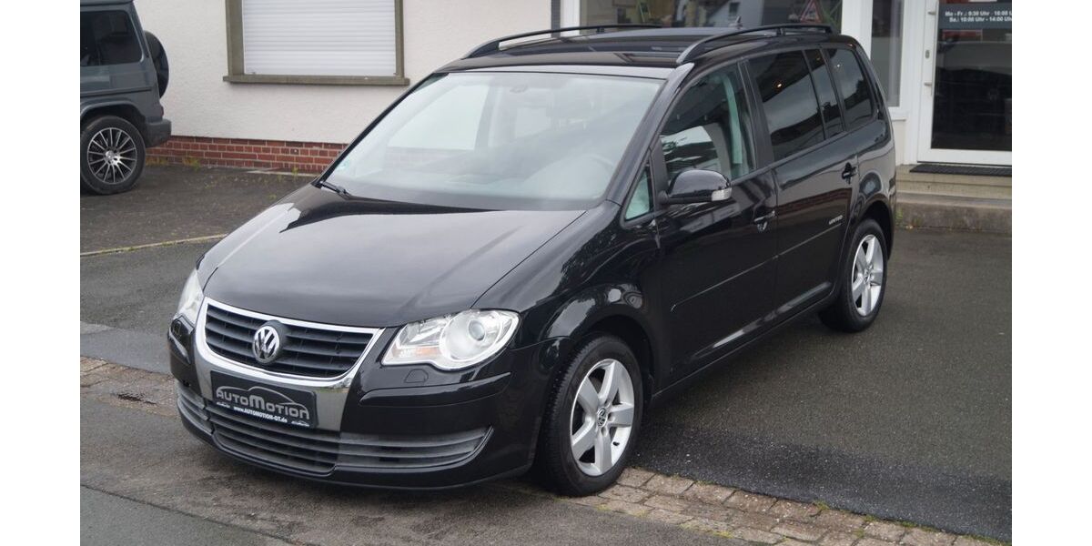 VW Touran 216.000 km 2.890 &euro; Gütersloh 33332
