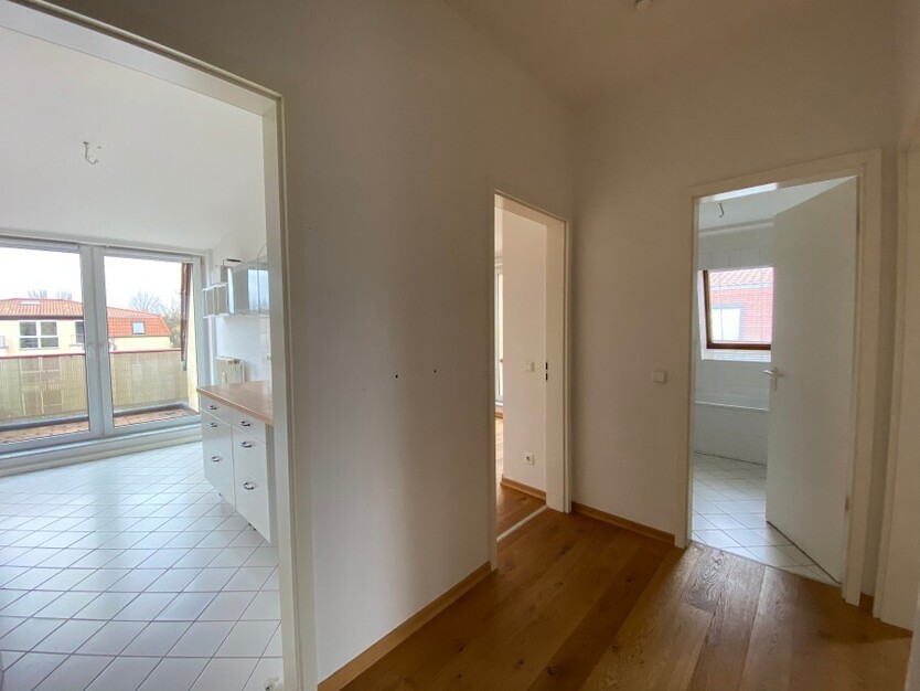 Penthouse - sunny - 3 seperate rooms in Weißensee - 4 Balconies