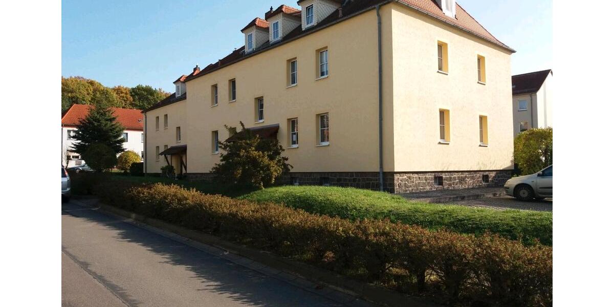 Erdgeschoßwohnung Frohburg - 3 Zimmer, 80 m&sup2;, 750&euro; | Angebot:26446787