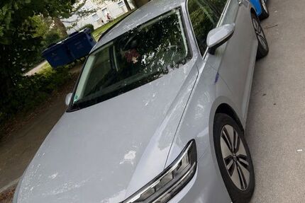 VW Passat 132.000 km 18.990 &euro; Germering 82110