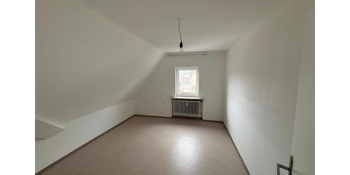 Etagenwohnung Altdorf bei Nürnberg - 3 Zimmer, 68 m&sup2;, 690&euro; | Angebot:26237264