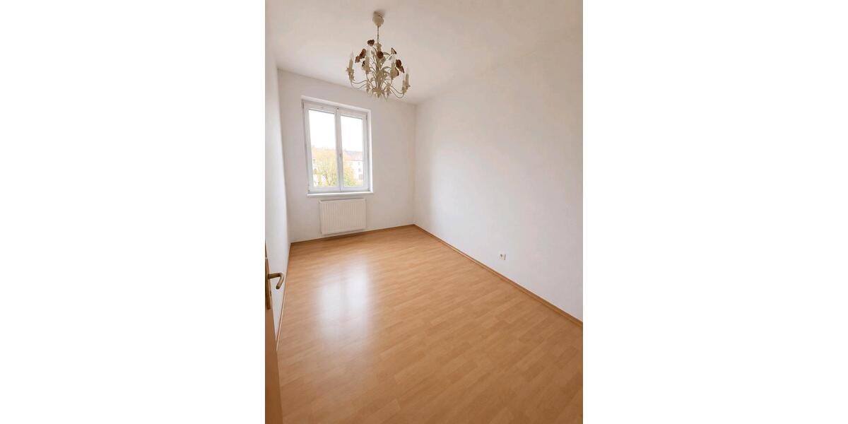 Etagenwohnung Weißenfels - 2 Zimmer, 53 m&sup2;, 400&euro; | Angebot:26681740