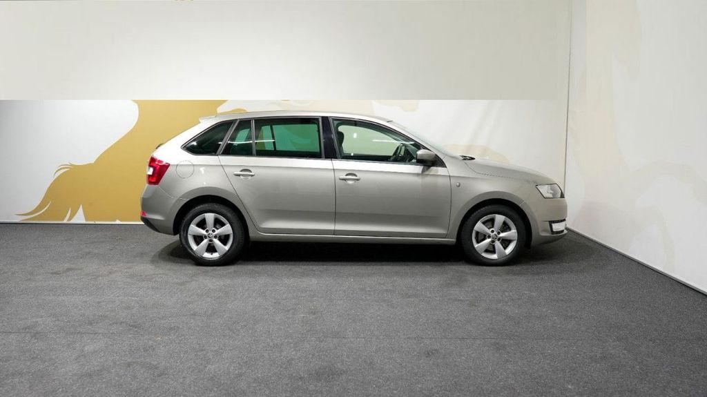 Skoda Rapid 101.000 km 8.700 &euro; Braunschweig 38118