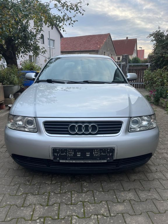 Audi A3 334.710 km 1.650 € Ochsenfurt 97199