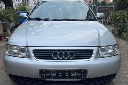 Audi A3 334.710 km 1.750 € Ochsenfurt 97199