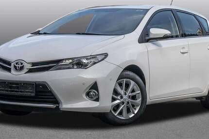 Toyota Auris 49.690 km 9.995 &euro; Gevelsberg 58285