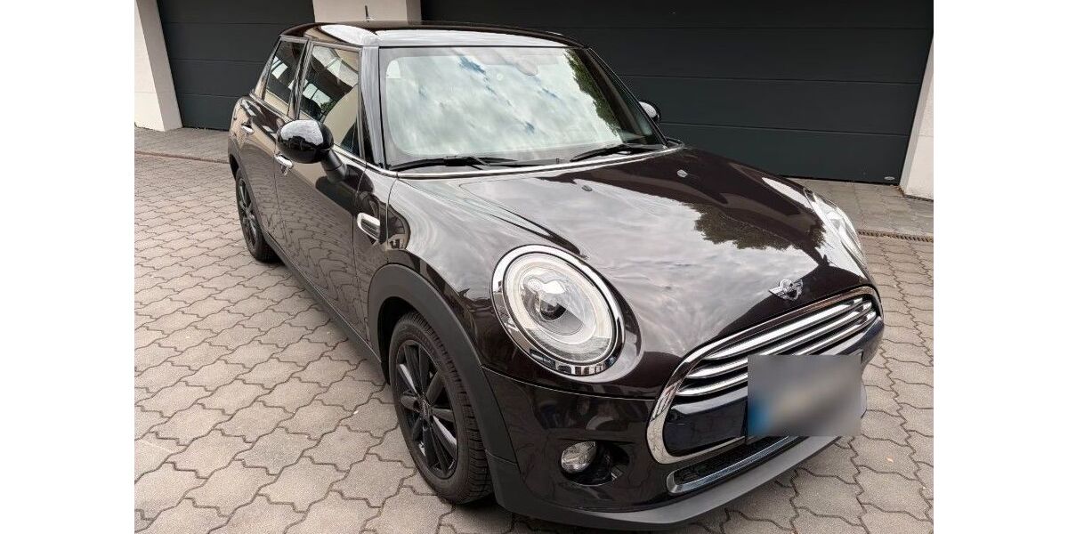 Mini Cooper D 113.500 km 10.100 &euro; Tyrlaching 84558