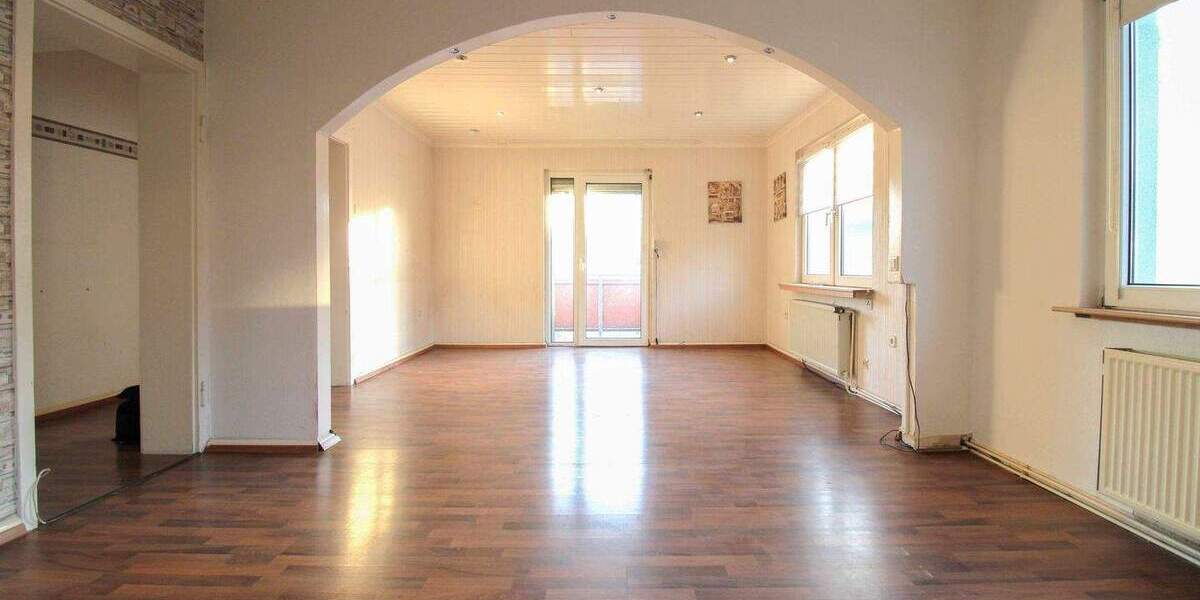 Etagenwohnung Duisburg Obermeiderich - 5 Zimmer, 110 m&sup2;, 145.000&euro; | Angebot:24825170