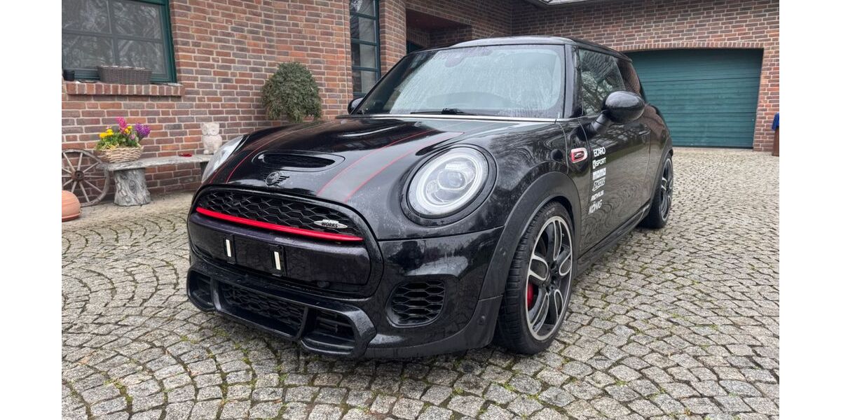 Mini John Cooper Works 126.500 km 19.499 &euro; Jessen 06917