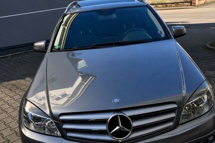 Mercedes-Benz C 250 207.000 km 7.990 &euro; Stuttgart 70195