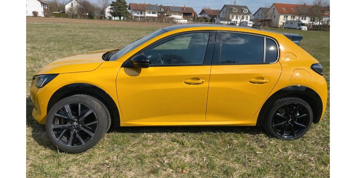 Peugeot 208 28.500 km 19.000 &euro; Pliening 85652