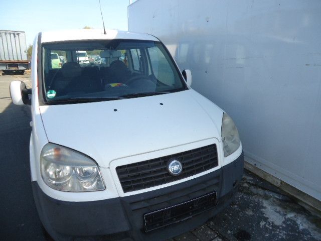 Fiat Doblo 236.800 km 2.990 &euro; Paderborn 33104