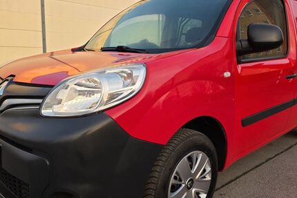 Renault Kangoo 139.328 km 6.790 &euro; Berlin 13055