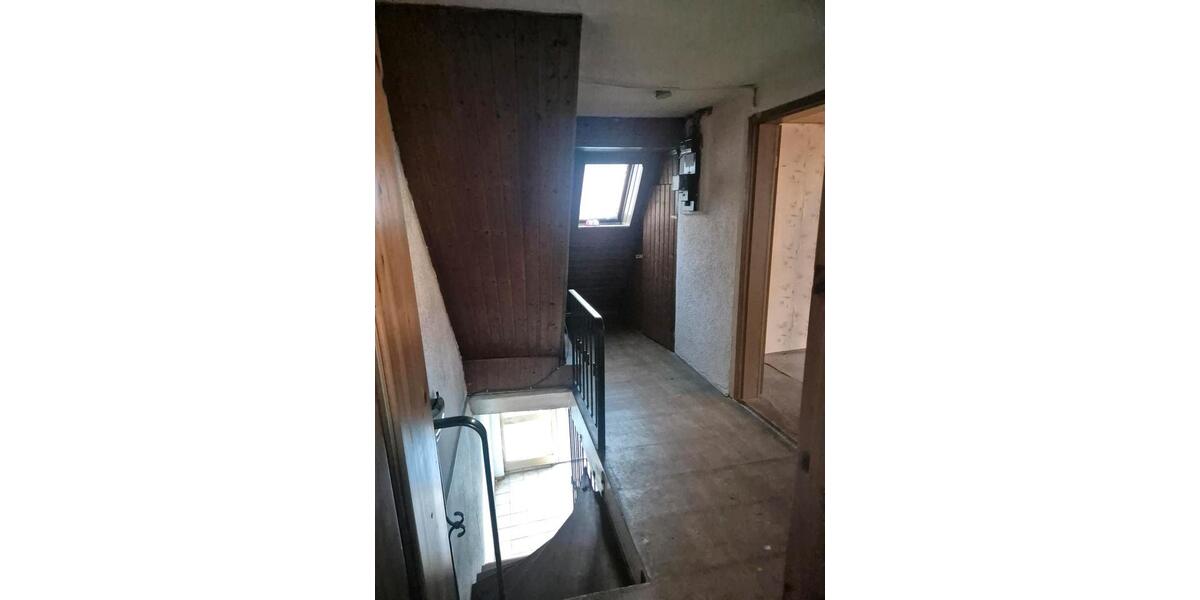 Einfamilienhaus Burladingen - 4 Zimmer, 111 m&sup2;, 95.000&euro; | Angebot:26185426