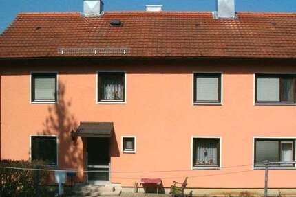 Wohnung Ochsenfurt - 2 Zimmer, 43 m&sup2;, 363&euro; | Angebot:27355516